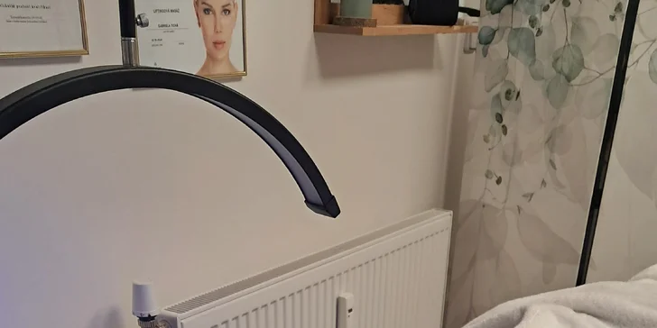 Manuální lifting obličeje s fotonovou terapií nebo čokoládové ošetření