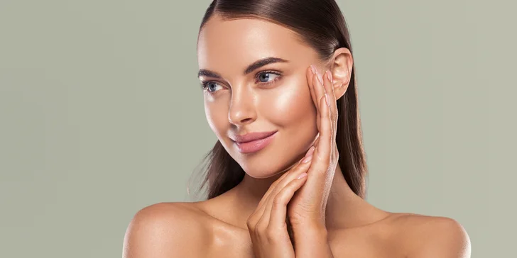 Manuální lifting obličeje s fotonovou terapií nebo čokoládové ošetření