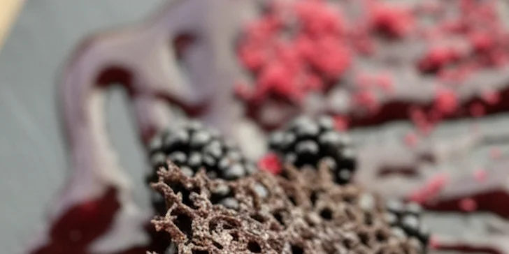 Luxusní tříchodové menu pro dva: Tomahawk z bizona v resortu Vigvam pro 2 osoby