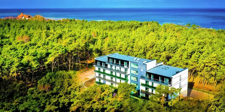 Navštivte slavné písečné duny v Łebě: apartmány u pláže, snídaně či polopenze