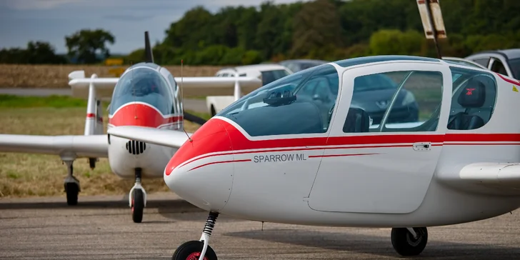 Pilotem na zkoušku: seznámení s letadlem i možnost převzít řízení, 20–60 minut