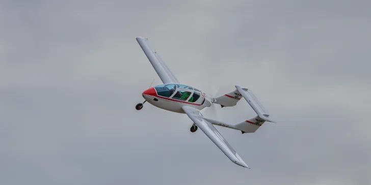 Pilotem na zkoušku: seznámení s letadlem i možnost převzít řízení, 20–60 minut