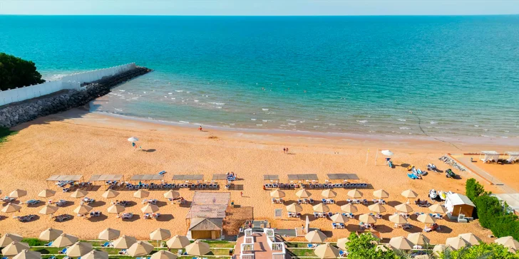 Spojené arabské emiráty: BM Beach Hotel**** s all inclusive a bazénem přímo u pláže