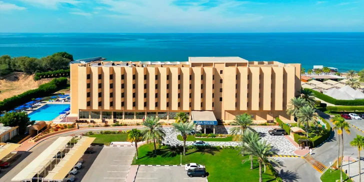 Spojené arabské emiráty: BM Beach Hotel**** s all inclusive a bazénem přímo u pláže