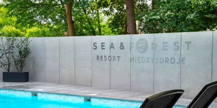 Nové apartmány u Baltu 15 min. od pláže: snídaně, bazény, vířivky a sauna