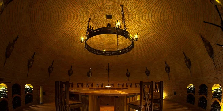 Pobyt v rodinném vinařství na Slovácku: polopenze, wellness i řízená degustace