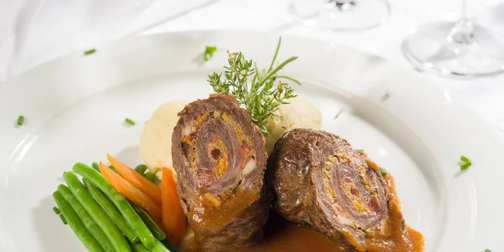 Aktivní dovolená i relax v Rakousku: hotel se snídaní a polopenzí, wellness, sport i výlety