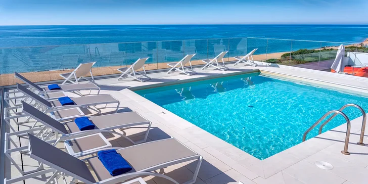 Costa Brava letecky: 4* hotel s polopenzí či all inclusive, 150 m od pláže