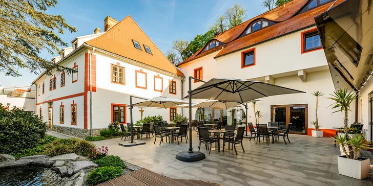 Krásné apartmány jen 800 m od zámku v Hluboké se snídaní i wellness