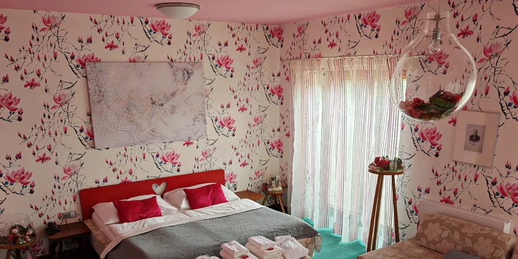 Rajská pohoda na Náchodsku: wellness, snídaně a romantická večeře