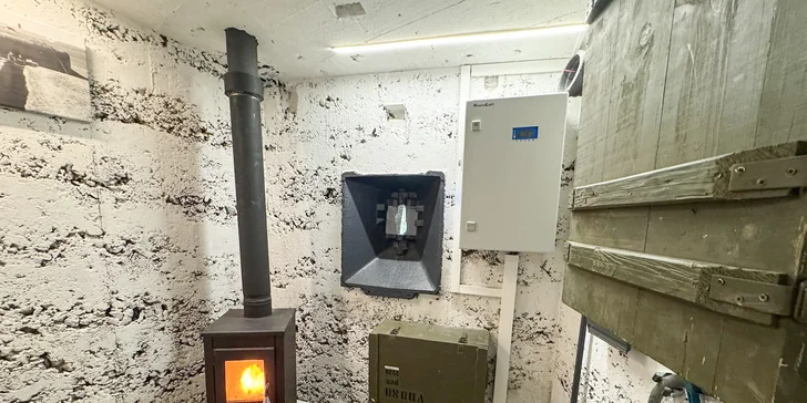 Dobrodružný pobyt v bunkru uprostřed lesů jen 5 km od Máchova jezera