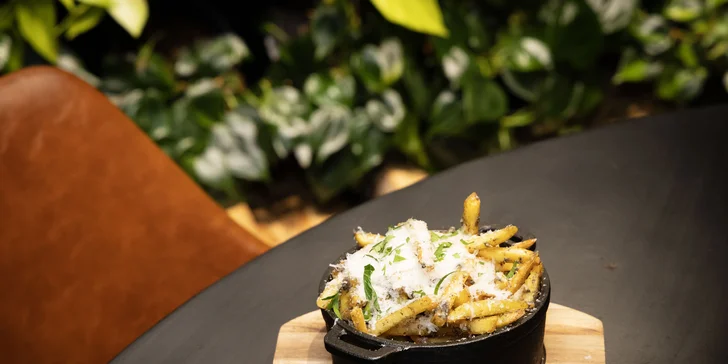 4chodové menu pro 2 osoby: argentinské steaky, carpaccio i tiramisu