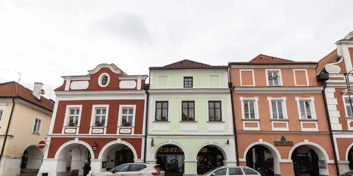 Degustační asijské menu v Litomyšli pro 2 osoby: polévka phở, krevety, knedlíčky gyoza a další