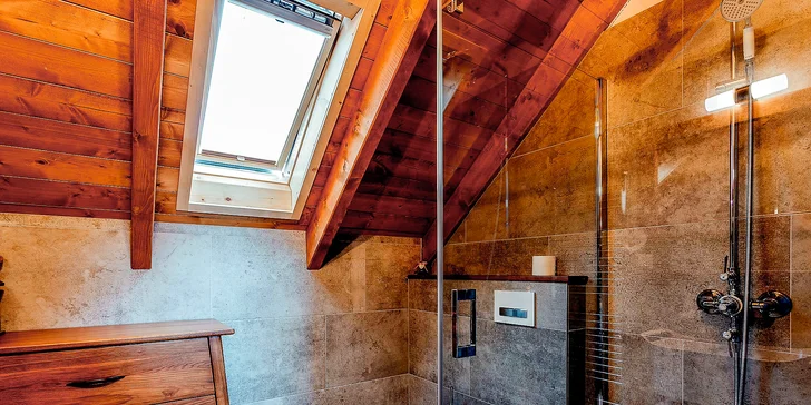 Kouzelný pobyt na Oravě: moderní chalupa pro 8 osob s privátním wellness a velkou zahradou