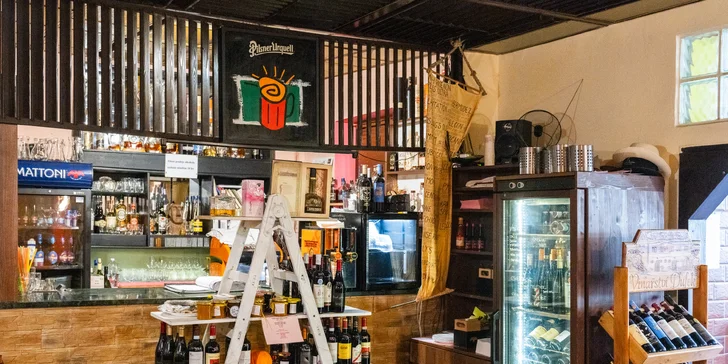 Mix grilovaných dobrot: steaky z pravé svíčkové, zvěřinová klobása i hranolky, 500 g