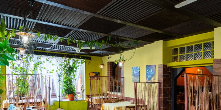 Mix grilovaných dobrot: steaky z pravé svíčkové, zvěřinová klobása i hranolky, 500 g