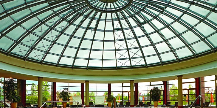 Za relaxem do Budapešti: 4* hotel s polopenzí, wellness a vstupem do vodního zábavního parku Aquaworld