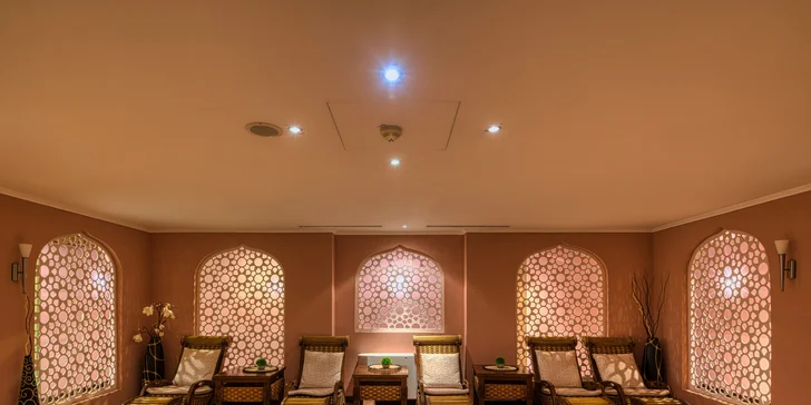 Za relaxem do Budapešti: 4* hotel s polopenzí, wellness a vstupem do vodního zábavního parku Aquaworld