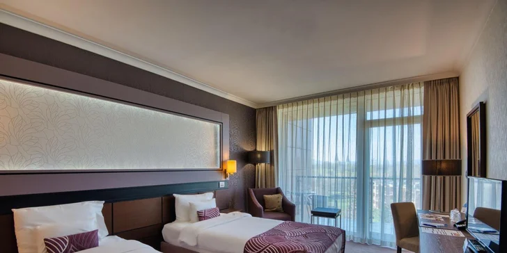 Za relaxem do Budapešti: 4* hotel s polopenzí, wellness a vstupem do vodního zábavního parku Aquaworld