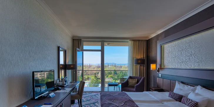 Za relaxem do Budapešti: 4* hotel s polopenzí, wellness a vstupem do vodního zábavního parku Aquaworld