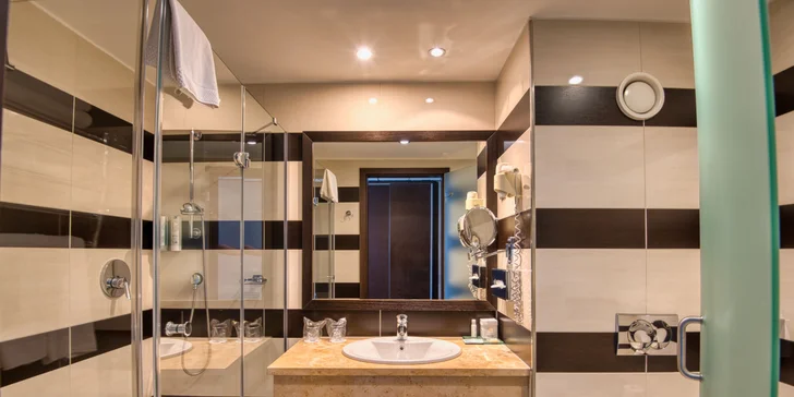 Za relaxem do Budapešti: 4* hotel s polopenzí, wellness a vstupem do vodního zábavního parku Aquaworld