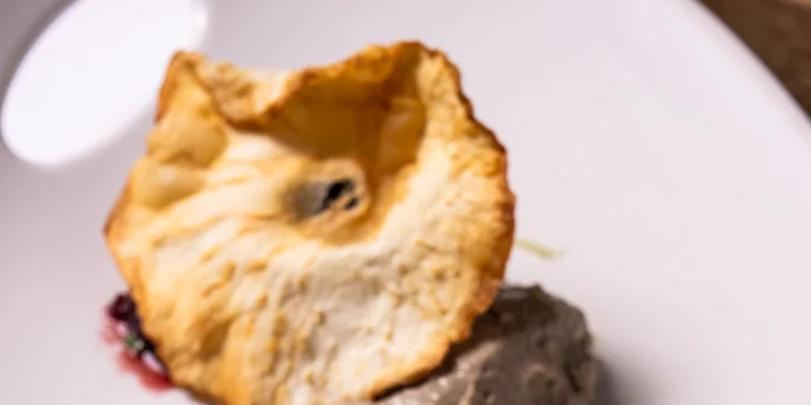 4chodové menu s proseccem pro 1-2 osoby: paštika, krémová polévka, roastbeef i fondán