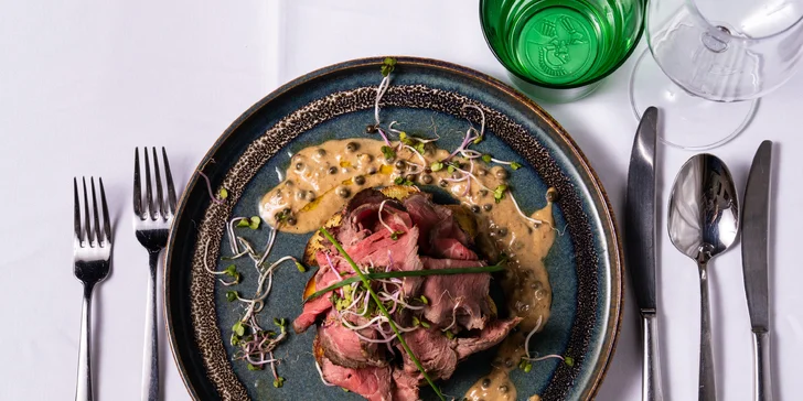 4chodové menu s proseccem pro 1-2 osoby: paštika, krémová polévka, roastbeef i fondán