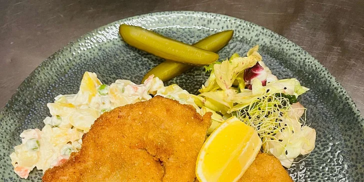 Voucher do restaurace Příčný řez v centru Prahy: 500 až 2000 Kč