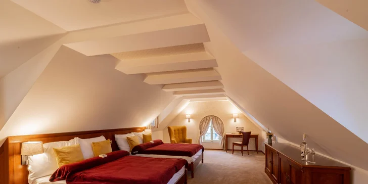 Prohlídka Muzea slivovice R. JELÍNEK i vč. ubytování: polopenze i ochutnávka