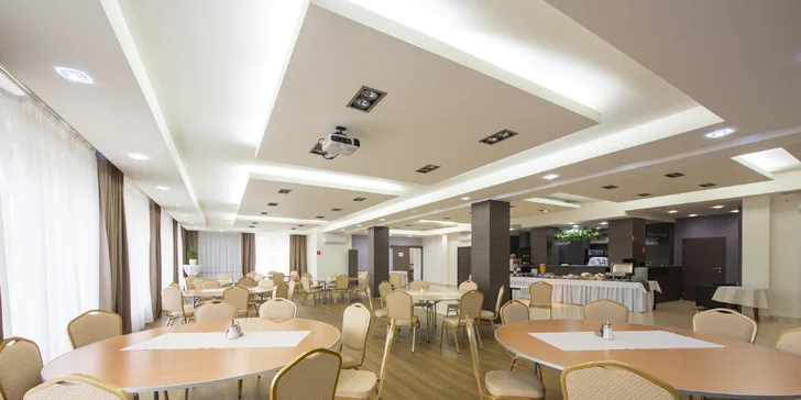 Romantický pobyt pod Vysokými Tatrami se snídaní, wellness a možností dvoudenních skipasů