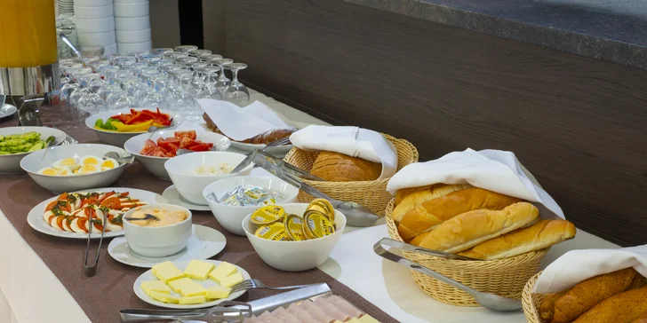 Romantický pobyt pod Vysokými Tatrami se snídaní, wellness a možností dvoudenních skipasů