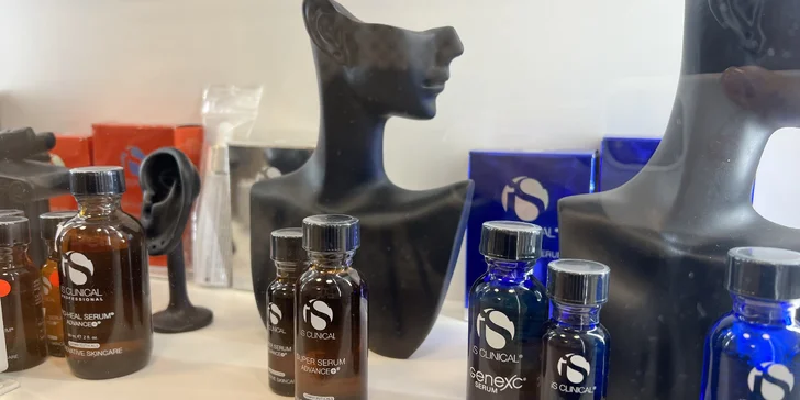 Omlazení pleti: mikrojehličkování s exosomy, biorevitalizace nebo radiofrekvenční lifting