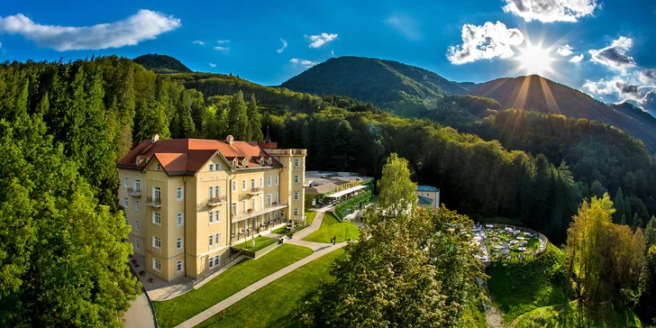 Relax ve slovinských termálech: 4* adults only hotel se snídaní i polopenzí, bazény