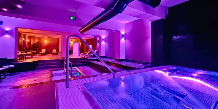 2 hodiny ve wellness se saunovým světem a vířivkou pro 1 nebo 2 osoby