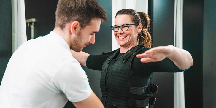 Úvodní EMS trénink pro 1 nebo 2 osoby: pobočky Karlín nebo Pankrác