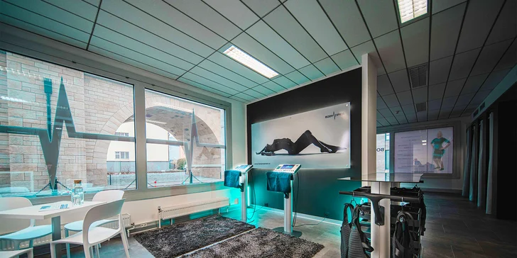 Úvodní EMS trénink pro 1 nebo 2 osoby: pobočky Karlín nebo Pankrác