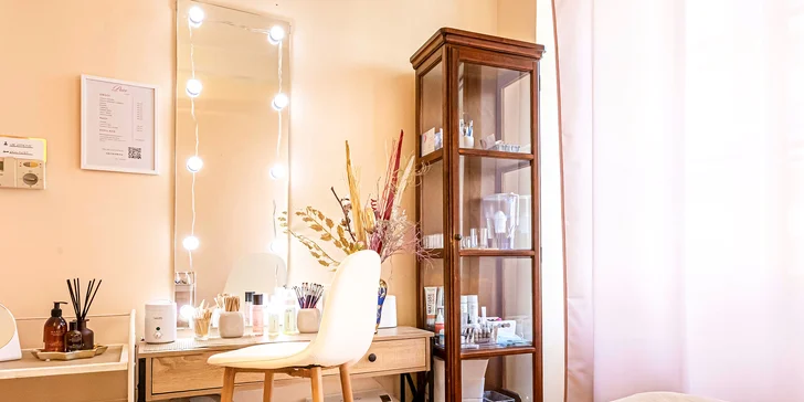 Laminace obočí nebo řas včetně barvení a speciální sérum jako dárek