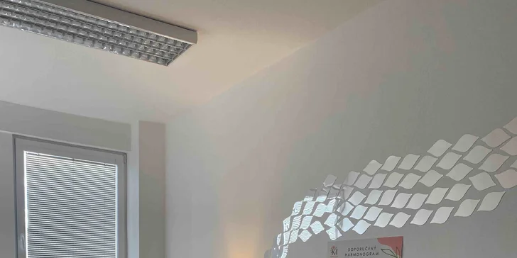 Pleť a úsměv jako filmová hvězda: chemický peeling a regenerační kúra na rty