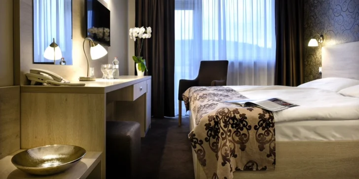 Odpočinek ve 4* hotelu v Piešťanech s neomezeným vstupem do bazénu, masáží a polopenzí