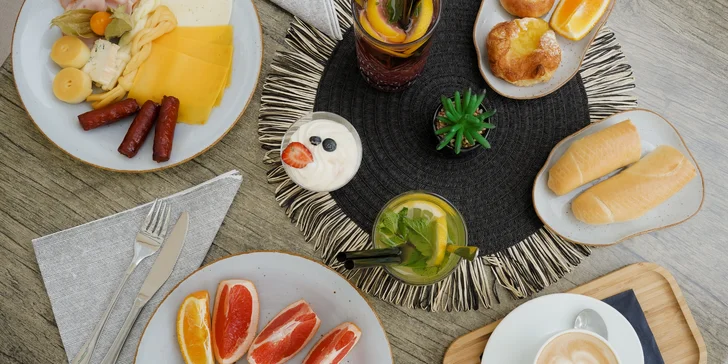 Odpočinek ve 4* hotelu v Piešťanech s neomezeným vstupem do bazénu, masáží a polopenzí