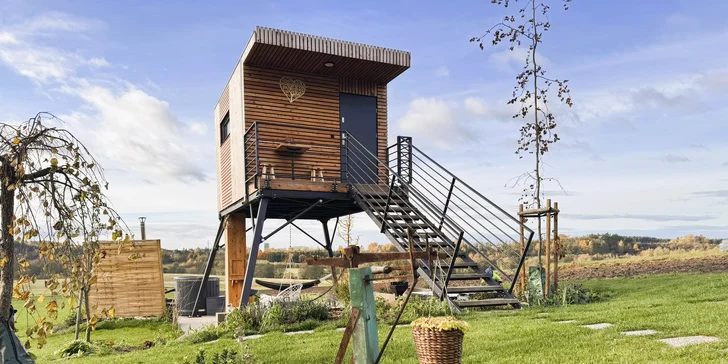 Romantika v srdci Českého ráje: moderní posed pro 2 osoby, sauna a koupací sud