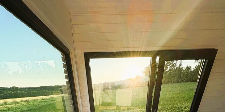 Romantika v srdci Českého ráje: moderní posed pro 2 osoby, sauna a koupací sud