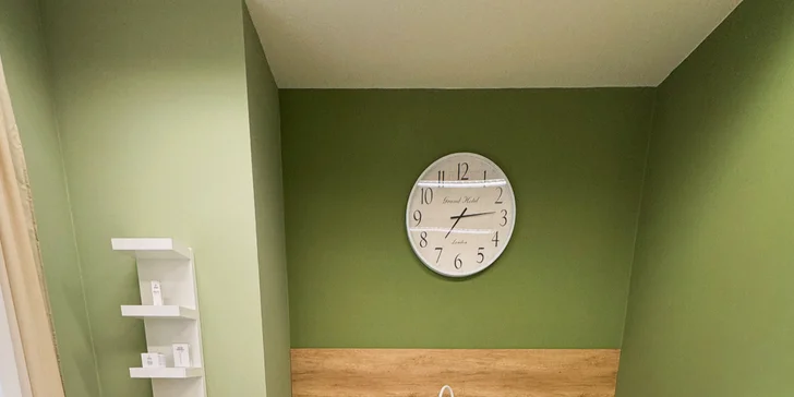 Chemický peeling nebo mezoterapie obličeje: regenerace pleti a vyhlazení jemných vrásek