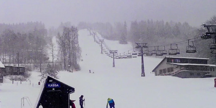 Pohodová dovolená v Krkonoších: horský hotel přímo u sjezdovky, polopenze