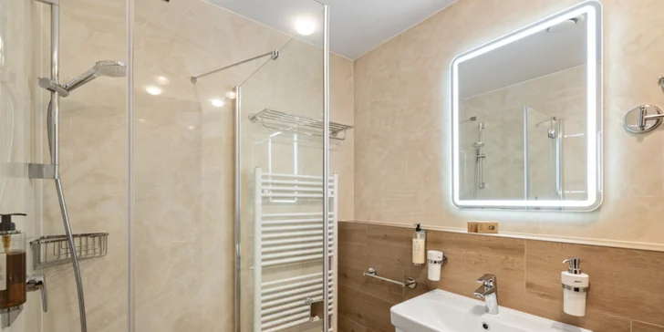 Dokonalý relax na Malé Fatře: 4* hotel s polopenzí, bazény, wellness a množství aktivit