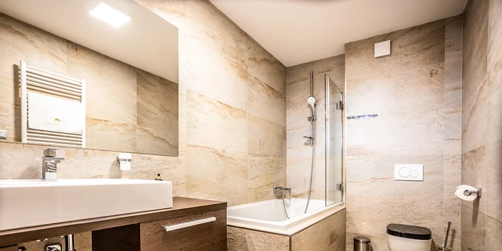 Moderní apartmány v Demänovské dolině: možnost wellness a polopenze ve 4* hotelu