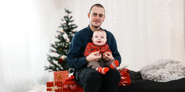 Vánoční focení pro páry i rodiny s dětmi: 30 minut v ateliéru