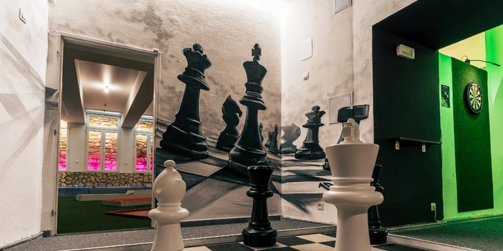 Indoor minigolf na Andělu: 18 jamek a neomezené hraní pro děti i dospělé