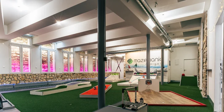 Indoor minigolf na Andělu: 18 jamek a neomezené hraní pro děti i dospělé