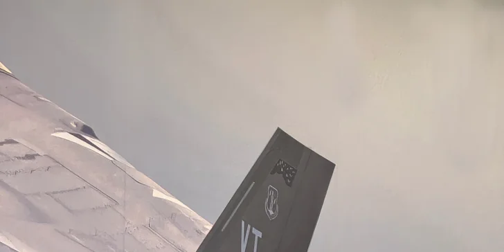 Nebeský zážitek v simulátoru stíhačky F-35: let na 30 až 90 minut pro 1 i 2 osoby